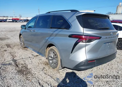2021 Toyota Sienna Le from USA, damaged, VIN 5TDBRKEC7MS032685